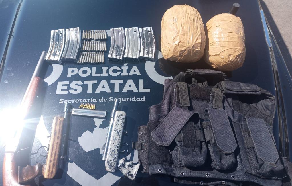 Aseguran Veh Culo Con Droga Y Armamento En Mazamitla Notisistema