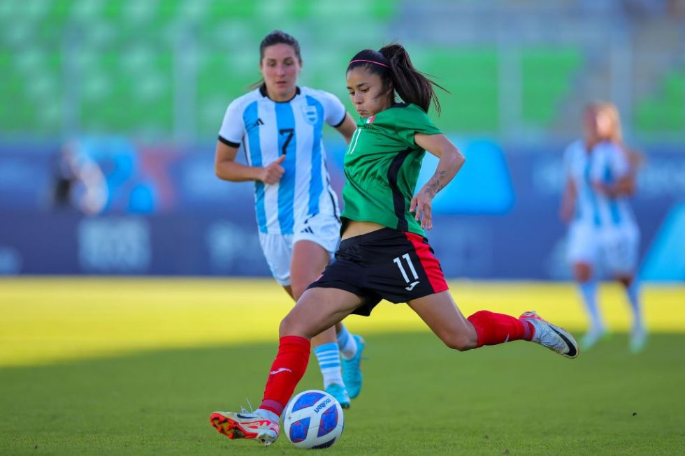 Vence México a Argentina y va por el oro en el futbol femenil de los