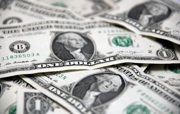 Dólar cierra la semana en 20.20 pesos