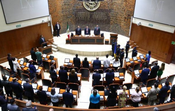 Protestan en Congreso de Jalisco contra reforma para reconocer las infancias trans