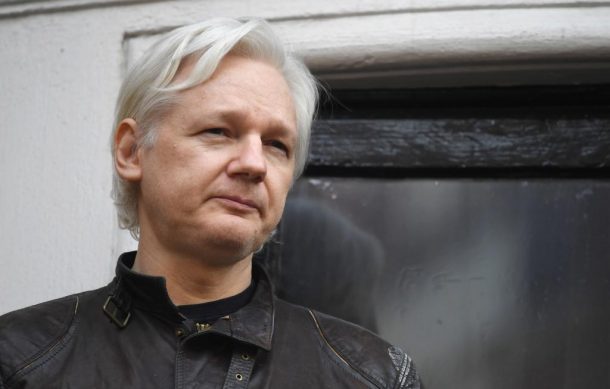 Assange hará su primera aparición pública en octubre