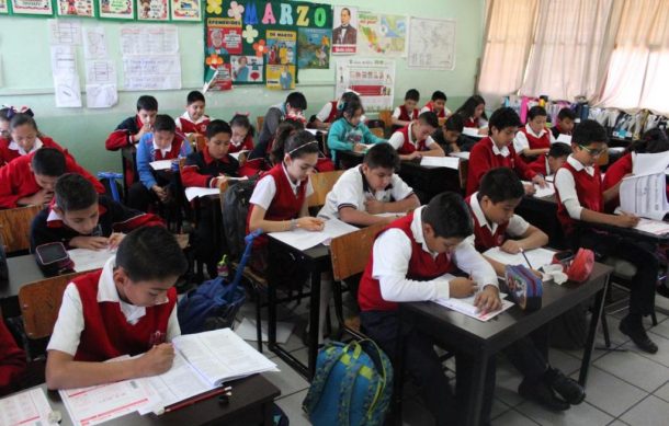 Abandonan la escuela más 50 mil estudiantes en Jalisco