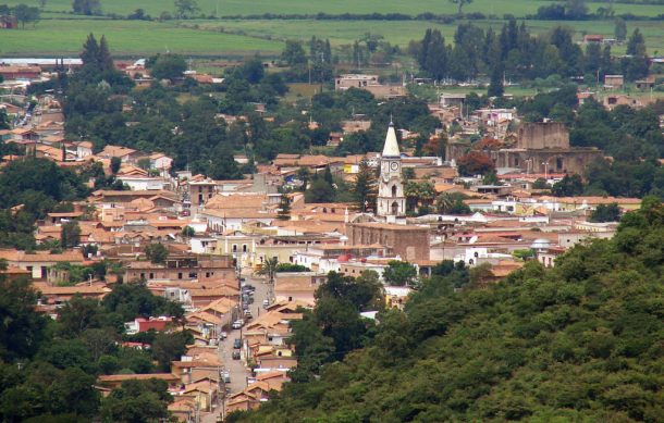 Activan alerta atmosférica en Mascota por incendio forestal