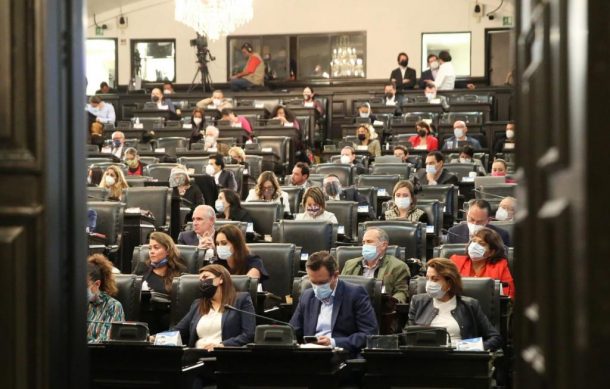 Aprueban comisiones del Senado Plan B de la reforma electoral