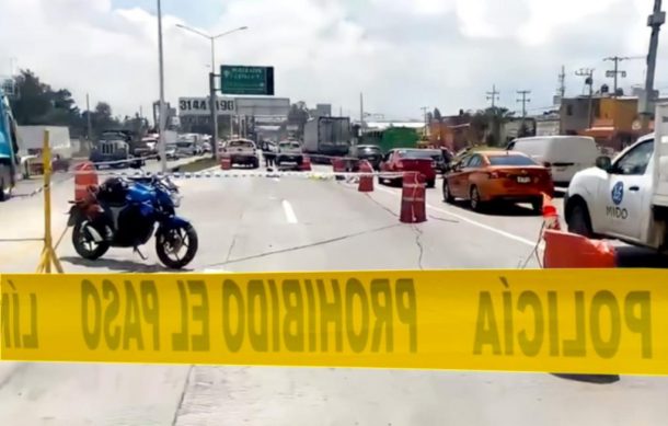 Motociclista muere atropellado en Periférico y 8 de Julio