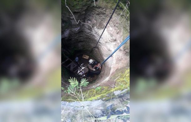 Rescatan a hombre que pretendía salvar a su chiva en Zapopan