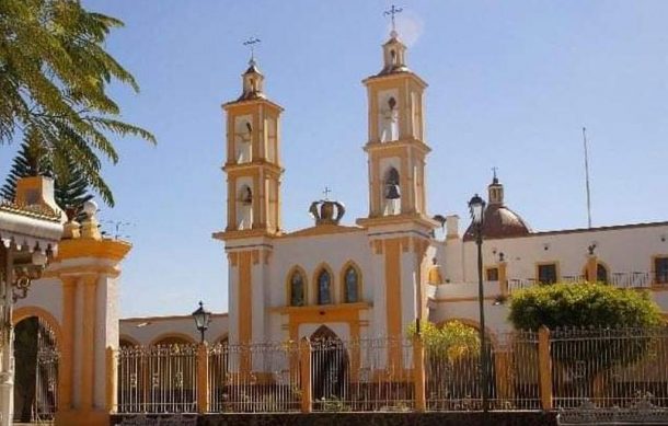 Se desploma la cúpula de la iglesia principal de San Juanito de Escobedo