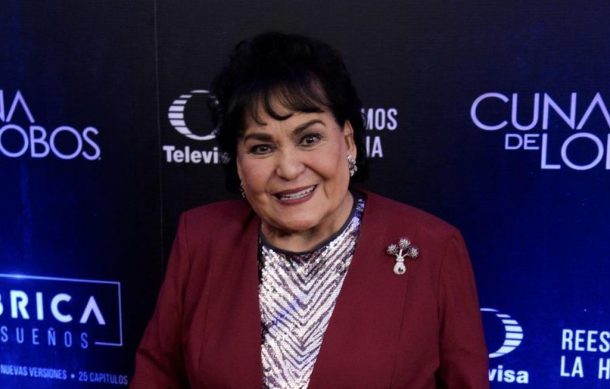 Sin cambios reportan la salud de Carmen Salinas