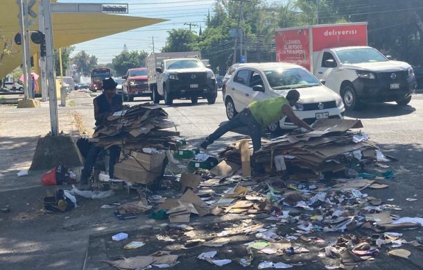 Indigentes desquician la vialidad en avenida Inglaterra