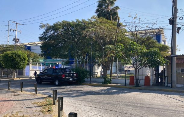 Se registra explosión en el Instituto Jalisciense de Ciencias Forenses; hubo dos heridos