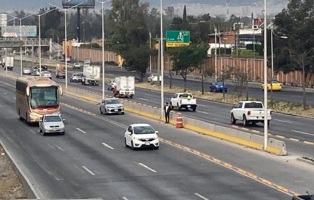 Se registra accidente en los carriles confinados del Peribús