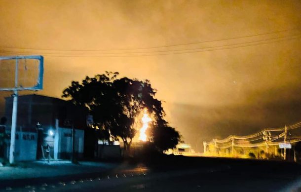 Se registra esta mañana incendio en una gasera de Autlán