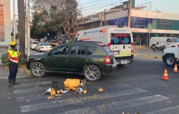 Choque derriba semáforo en cruce de Américas y Eulogio Parra