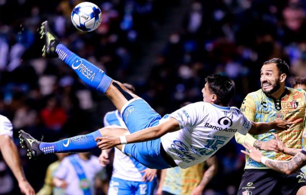 Con un golazo de chilena, Puebla quita triunfo al Atlas