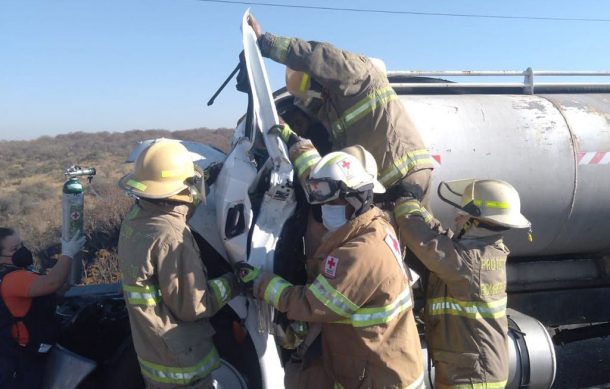 Grave accidente en la autopista a Zapotlanejo dejó una persona lesionada