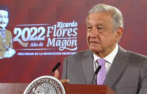 López Obrador trabaja en estrategia para controlar los precios de combustibles