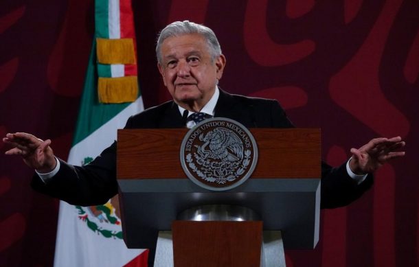 Asegura López Obrador estar en favor de la igualdad de la mujer