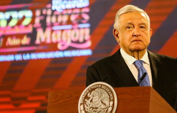 Peña Nieto sí estuvo enterado sobre manipulación de evidencia en caso Ayotzinapa: López Obrador