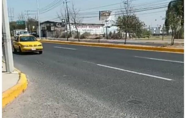 Exigen semáforos sobre Camino Real a Colima tras la muerte de joven