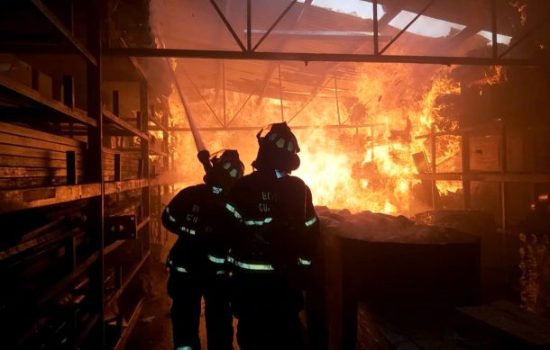 Darán pase automático a la UdeG a hijos de bomberos fallecidos en cumplimiento del deber