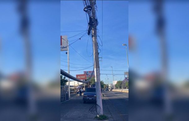 Peatones, ciclistas y motociclistas peligran por cables tirados en Patria y Vallarta