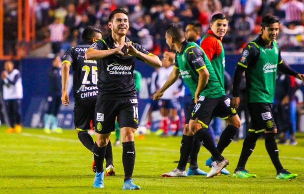 Chivas rescata empate 2-2 de visita al Atlético de San Luis