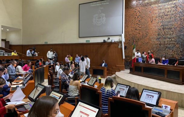 Tras larga discusión, aprueban Reglamento del Servicio Civil de Carrera del Congreso