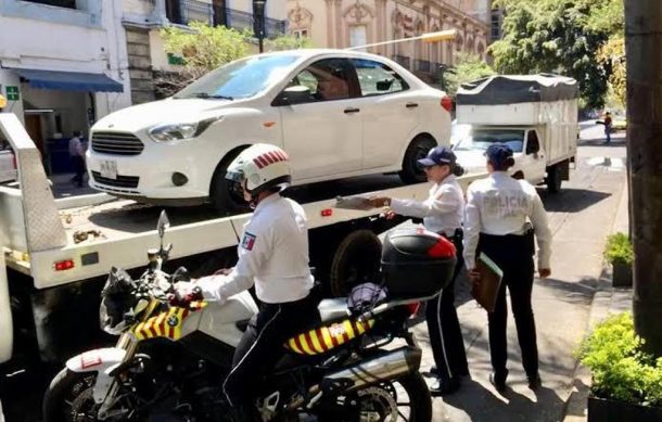 Cuestiona taxista criterio de la Policía Vial para imponer infracciones