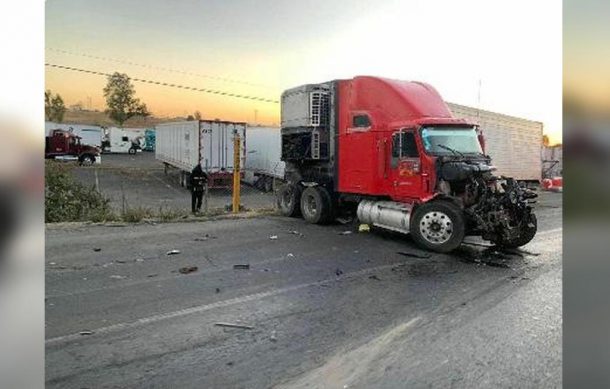 Accidente colapsa esta mañana la carretera a Nogales