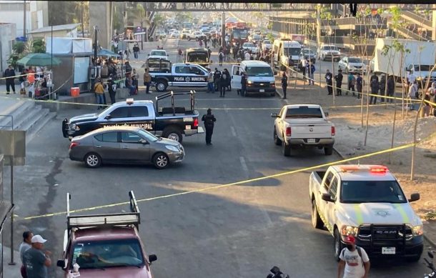 Asesinan a un hombre afuera de la estación Periférico Sur del Tren Ligero