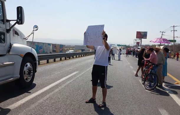 Por falta de agua bloquean esta tarde la autopista a Zapotlanejo