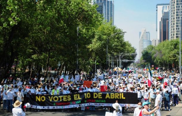 Marchan en 21 ciudades a favor y en contra de la consulta de revocación de mandato