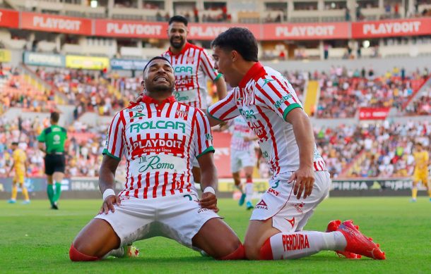 Necaxa sorprende a Tigres en Aguascalientes y lo baja del liderato