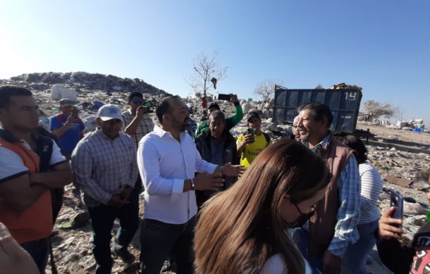 Tonalá acuerda con pepenadores cierre parcial de Matatlán, camioneros se resisten