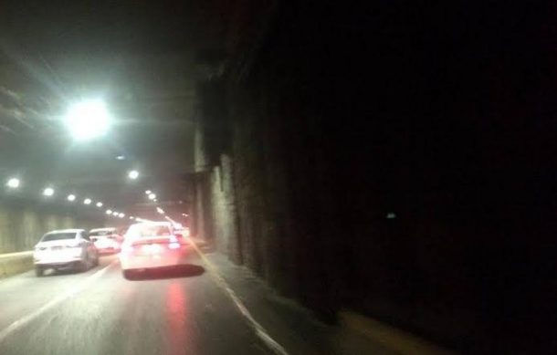 Reportan apagado el túnel de López Mateos a la altura de Las Rosas