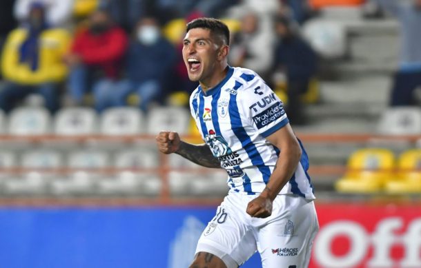 Pachuca vence a Tigres 2-1 y es nuevo líder de la Liga MX