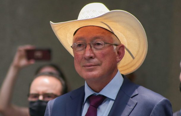 Ken Salazar se lanza contra Reforma al Poder Judicial