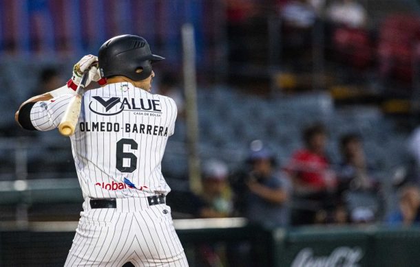 Mariachis vence a Sultanes 8-5 y barre la serie