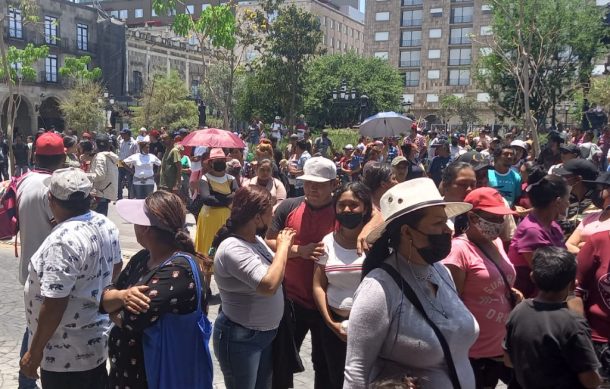 Pepenadores finalmente se manifestaron frente a Palacio de Gobierno