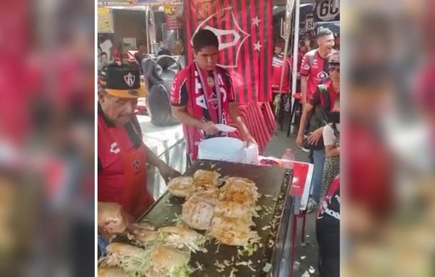 Regalaron 500 tortas lokas por bicampeonato del Atlas