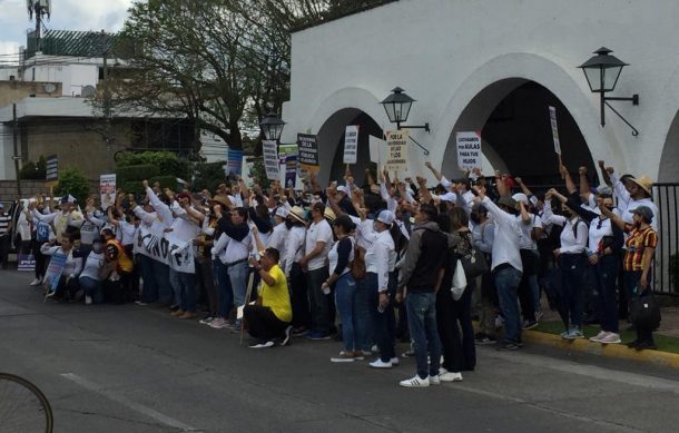 UdeG realiza su manifestación 115 afuera de Casa Jalisco