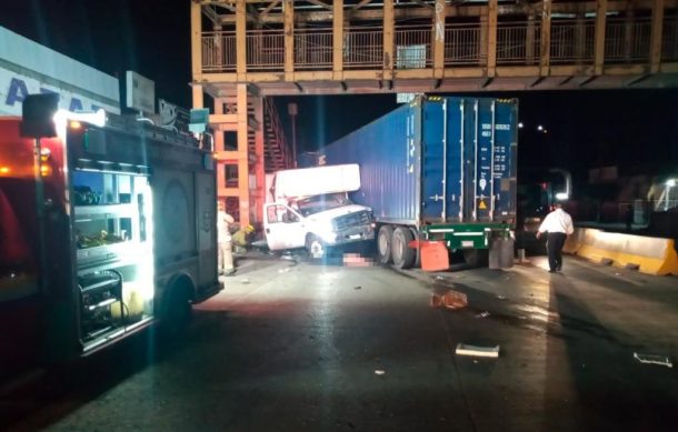 Accidente en carretera a Zapotlanejo deja un fallecido y el cierre de la vialidad