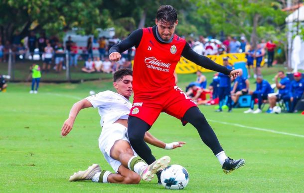 Chivas inicia pretemporada con un triunfo