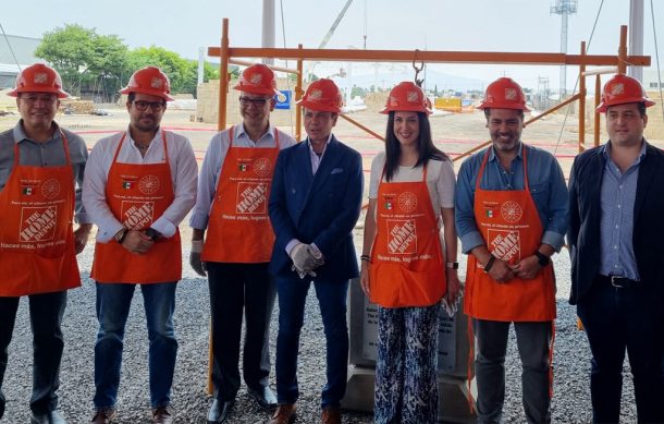 Colocan primera piedra de lo que será la novena tienda de The Home Depot en Jalisco