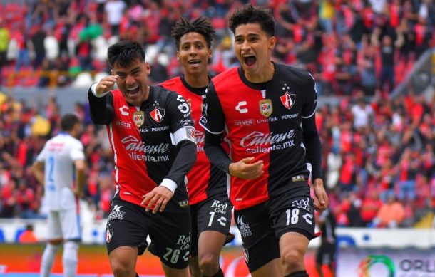 Atlas vence 3-2 a Cruz Azul en el Jalisco