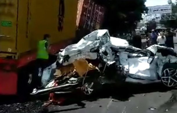 Se registra fuerte choque múltiple en carretera a Chapala