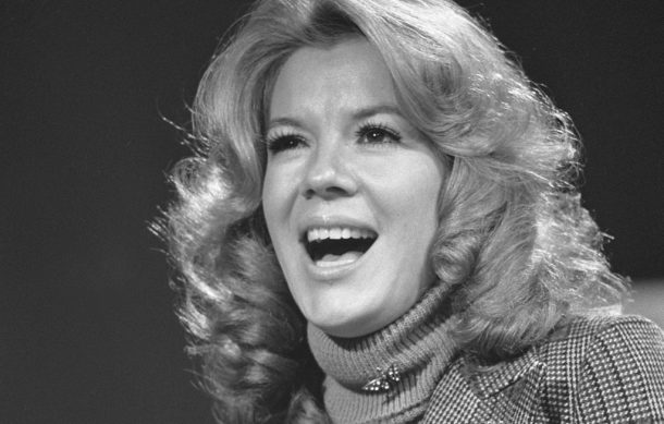 🎶 El Sonido de la Música – Vikki Carr