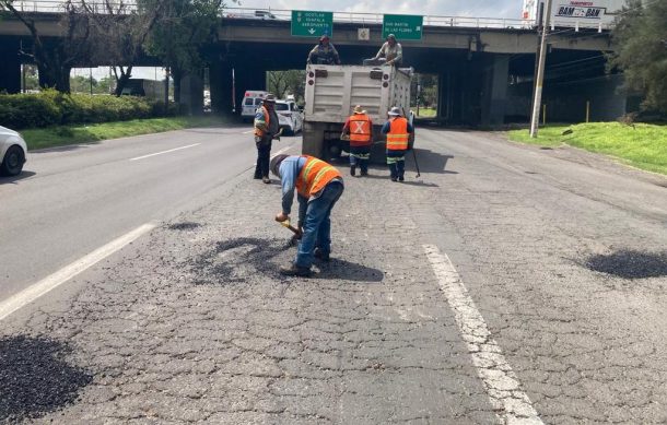 Bachean la carretera a Chapala de Periférico a Lázaro Cárdenas