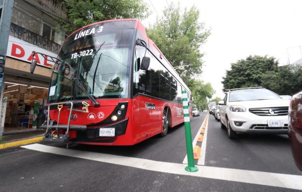 Critican taxistas funcionamiento del carril BusBici