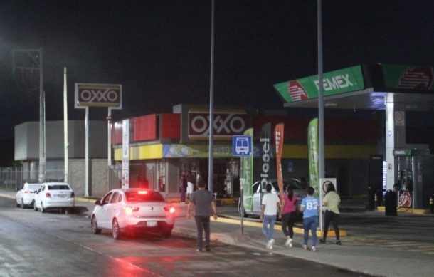 Reportan 25 tiendas Oxxo incendiadas en Guanajuato